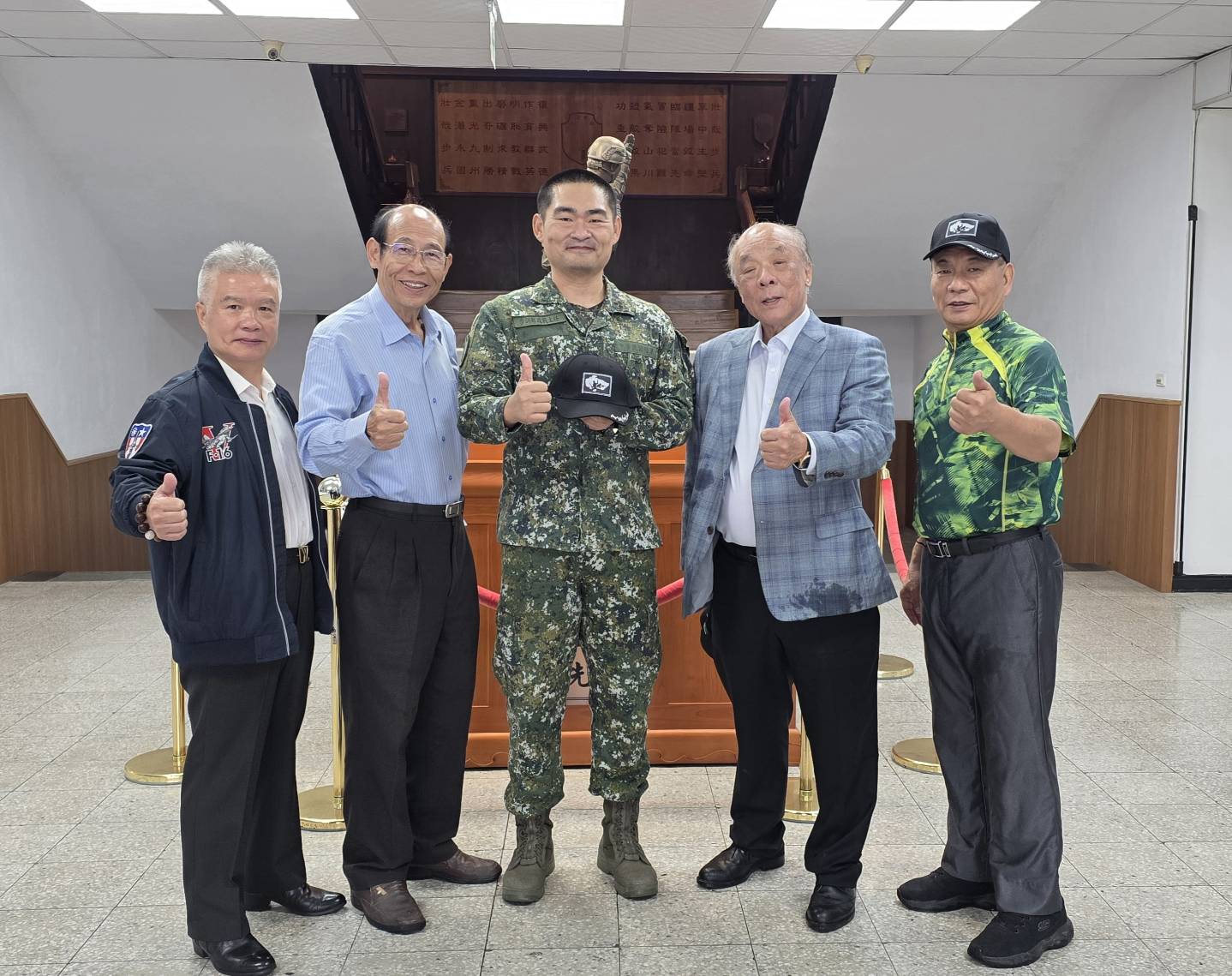 步兵訓練學校 拜訪