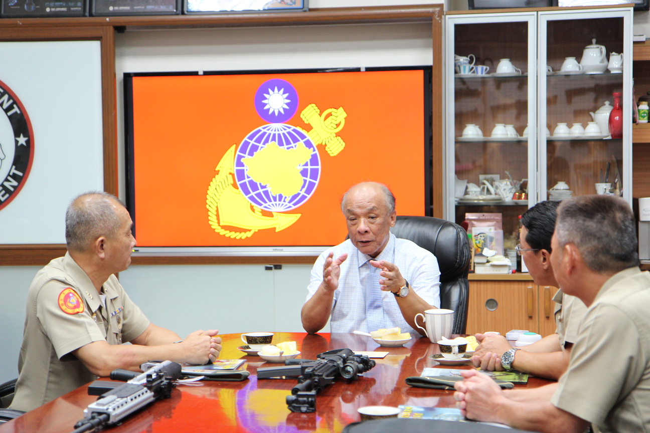 海軍陸戰隊馬群超指揮官 參訪