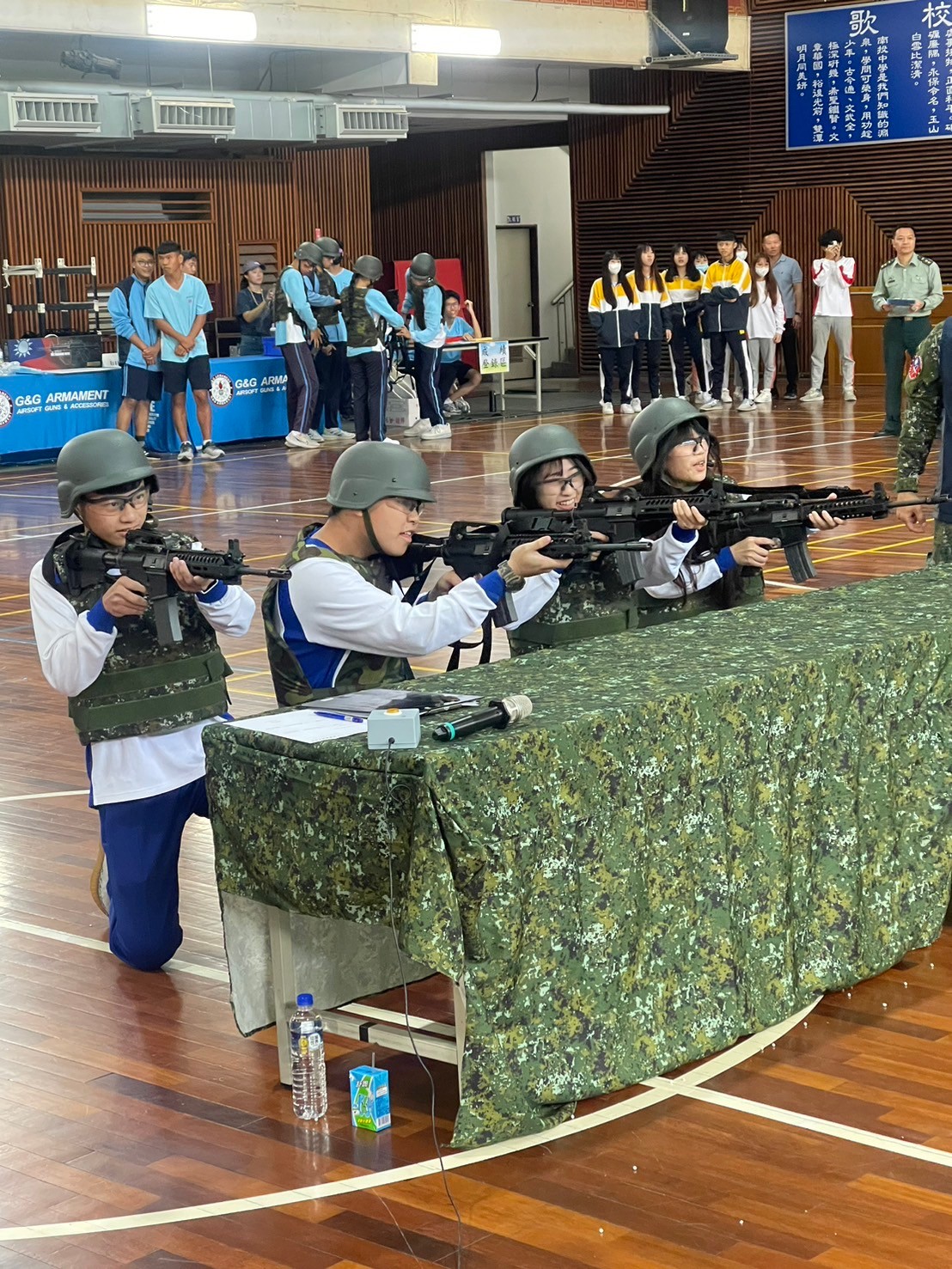 南投縣防治學生藥物濫用暨推動 全民國防教育 Airsoft Gun 射擊競賽_南投高中